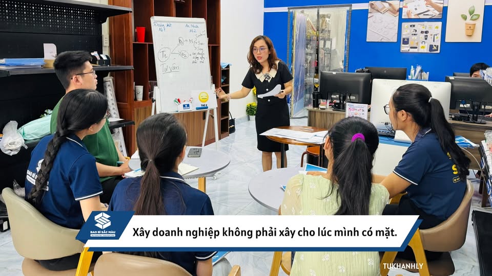 Xây doanh nghiệp không phải cho lúc founder có mặt, mà là để công ty vẫn vận hành tốt khi founder vắng mặt